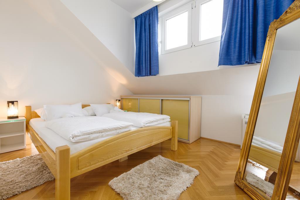 Amigo Comfort Apartments Split Eksteriør bilde